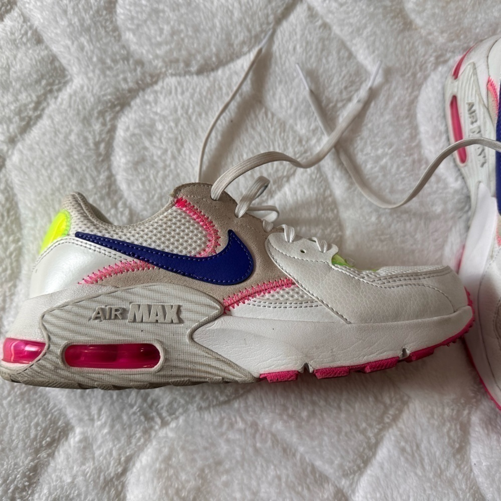 Nike Air Max Excee White Pink Green Women's Sneakers Sz 6.5
Womens/5Youth - Picture 2 of 2